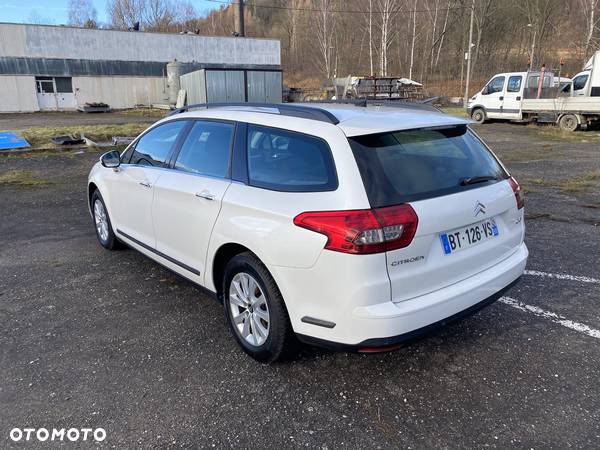 Citroën C5 Tourer HDi 110 FAP Confort - 8