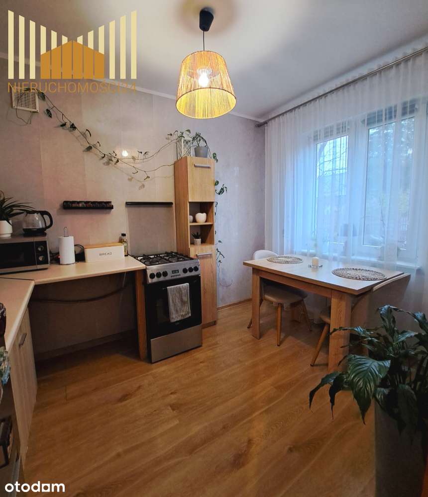 Niewielki segment w idealnej lokalizacji !!-10