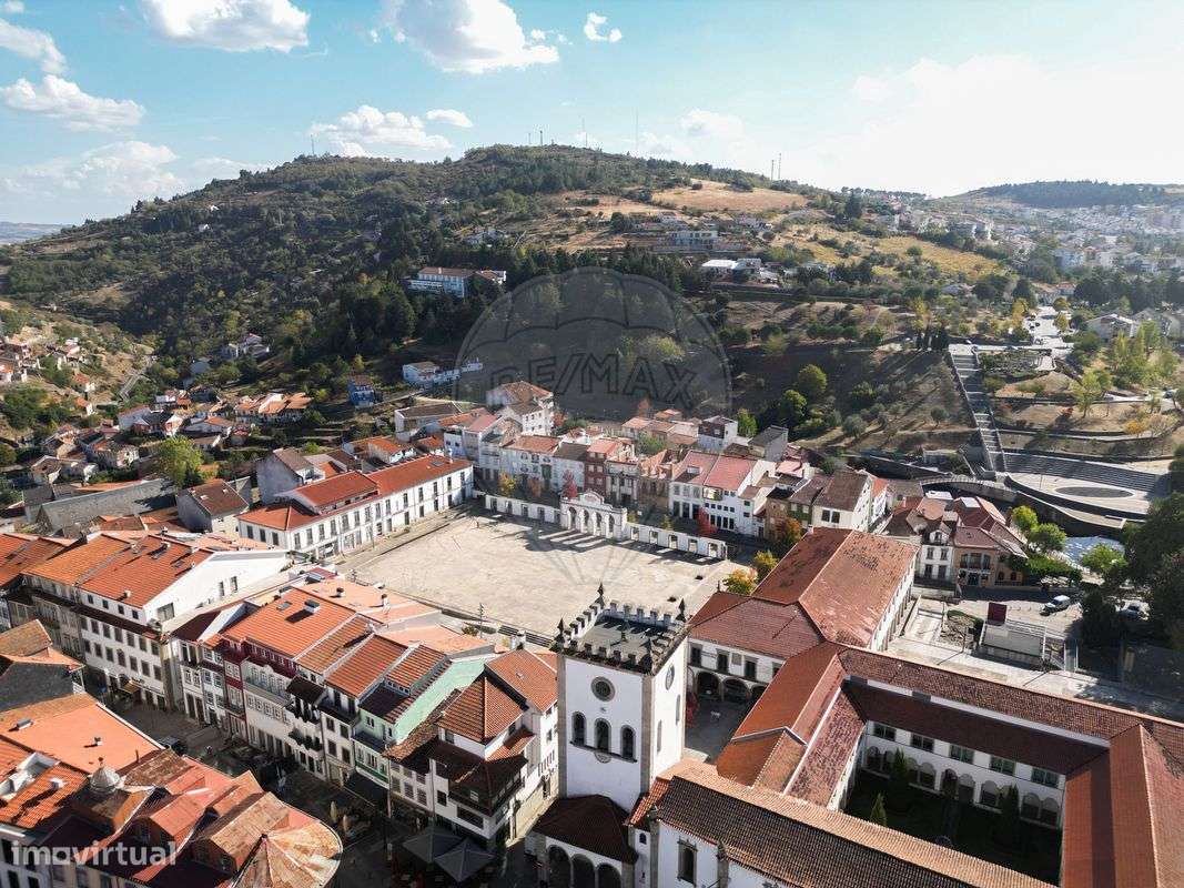 Prédio  para venda - Grande imagem: 2/10