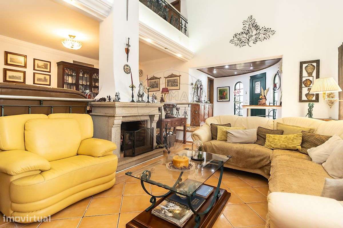 Moradia T4 para venda-13