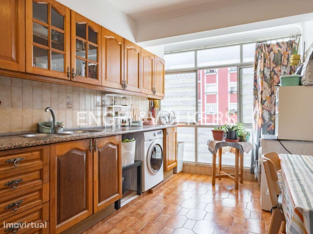 T3 soalheiro próximo a Carcavelos-7