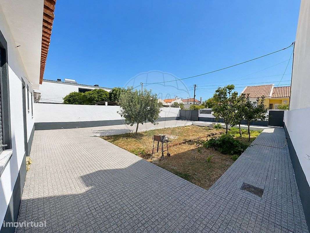 Moradia T1 para venda-26