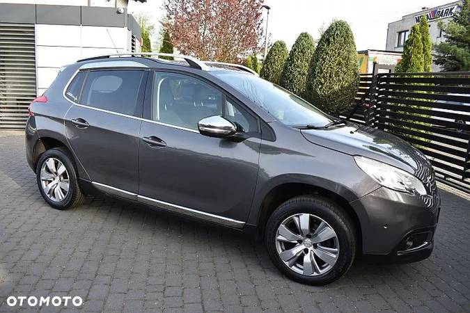 Peugeot 2008 E-HDi FAP 92 ETG6 STOP & START Allure - 37