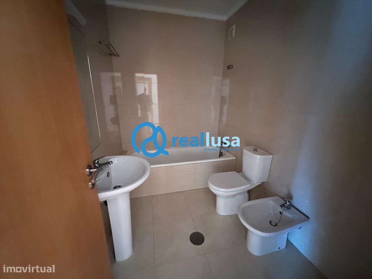 Apartamento T3 c/ garagem Canelas Vila Nova de Gaia-17