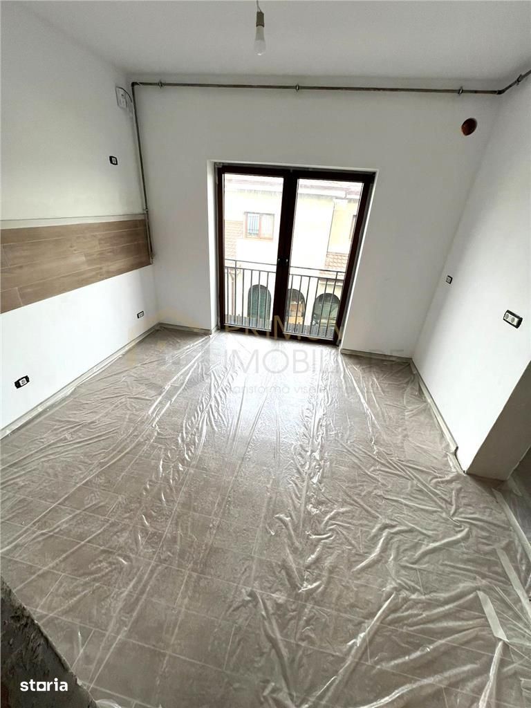 Apartament - 2 camere - balcon spatios