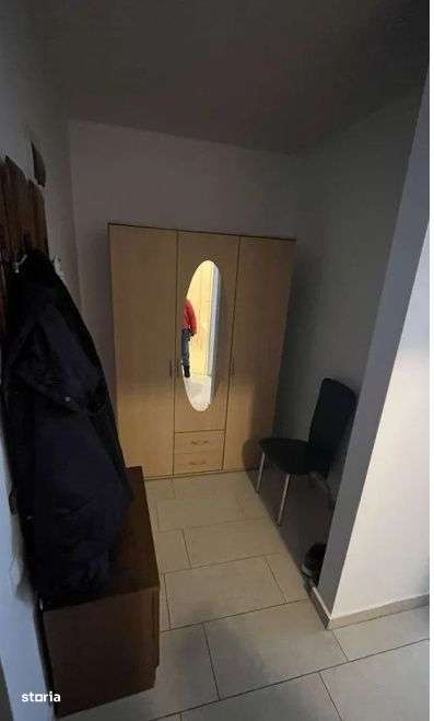 Apartament cu o camera, 37 mp, balcon, zona BMW-3