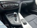 BMW Seria 3 320i xDrive Luxury Line - 11