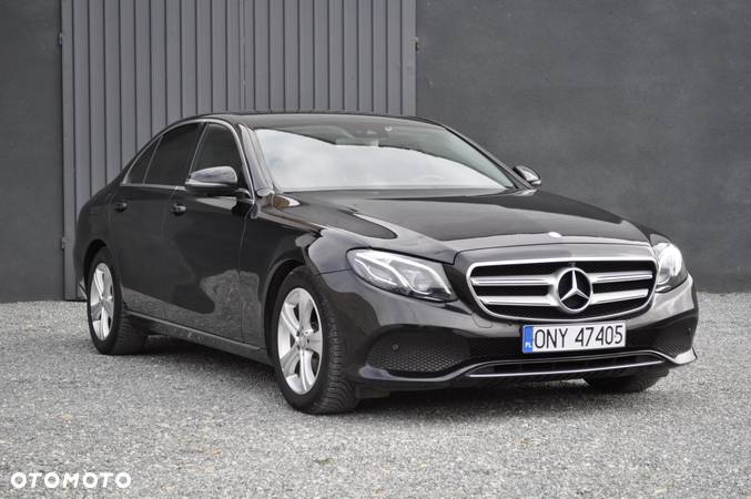 Mercedes-Benz Klasa E 220 d T 9G-TRONIC Avantgarde - 4