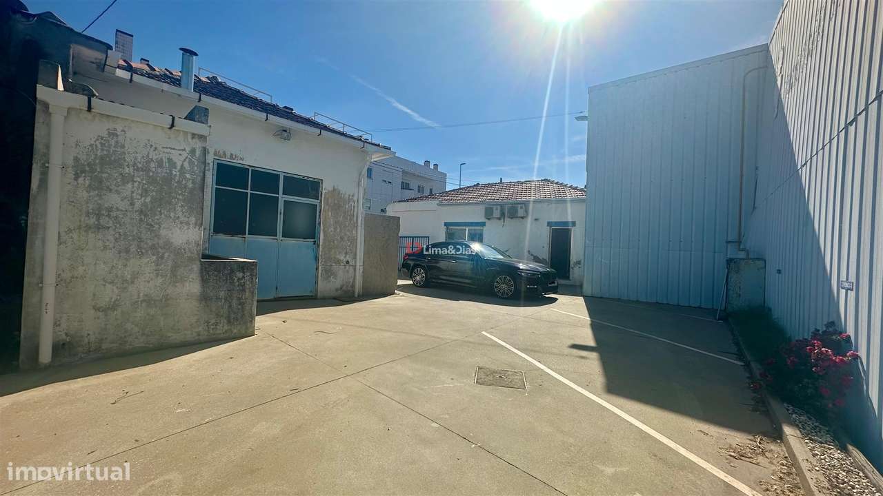 Armazém, Industria em Oliveira do Douro-14