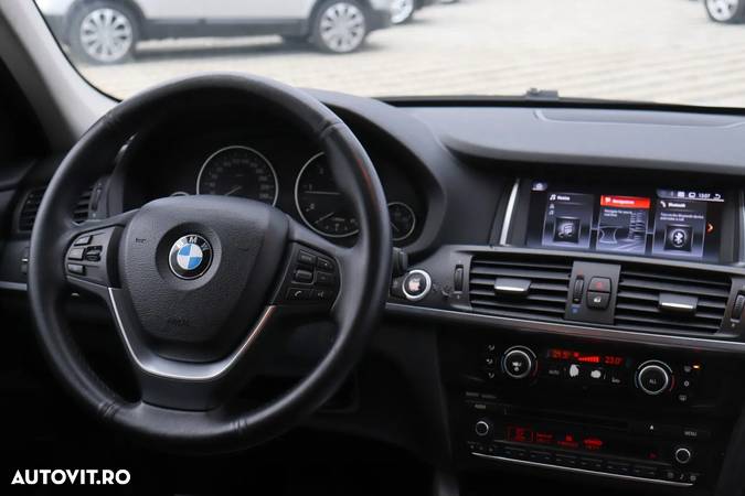 BMW X3 xDrive20d Aut. - 10