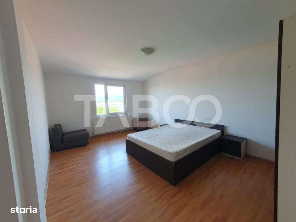 Apartament 3 camere decomandat 80 mp + 6 mp balcon cu scara interioara - Imagine principală: 4/8