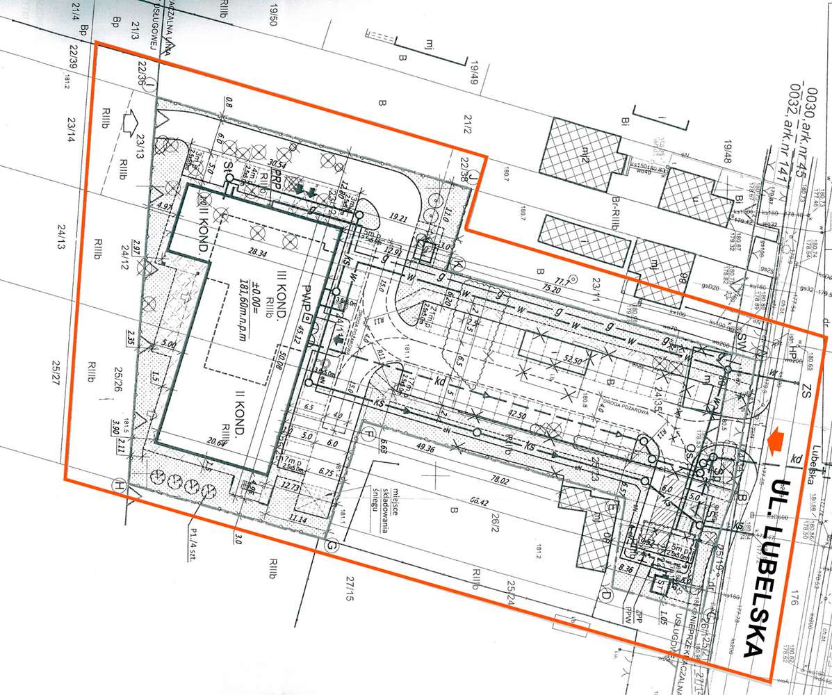 6 działek z pozwoleniem na bud. budynku usług. 3 kondygn o pow 3604 m2-2