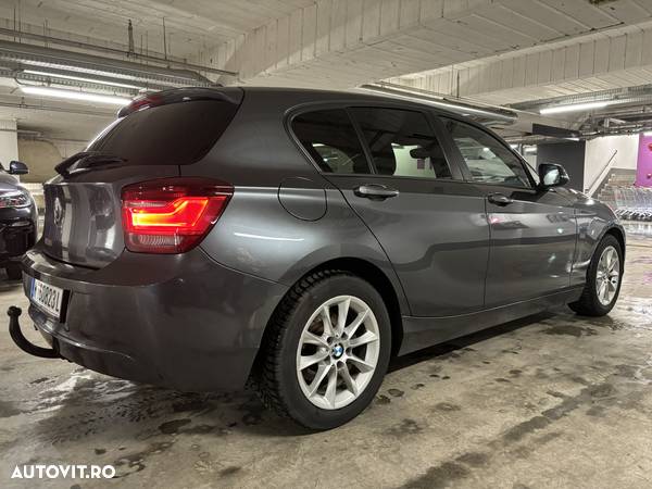 BMW Seria 1 116i - 30