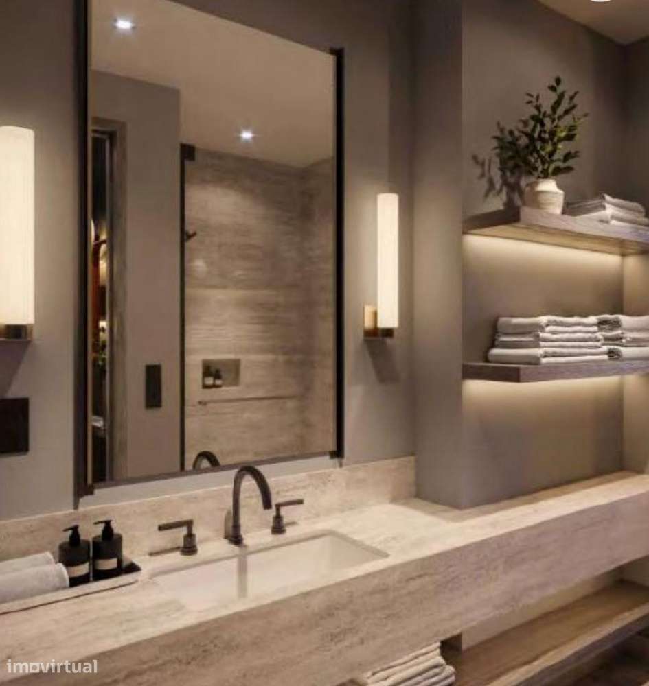 Moradia T4 de Luxo em Construção com Piscina de Água Salgada em...-14