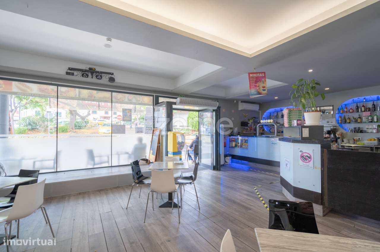 Espaço Comercial , Restauração com Esplanada Caniço Santa Cruz - Grande imagem: 4/15