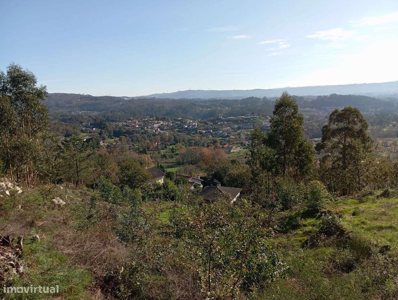 Terreno para construção com 1.975m2 em Travassós, Fafe - Grande imagem: 4/5