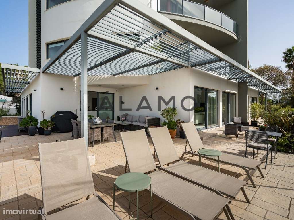 Fabuloso Apartamento T3 com vista mar-15