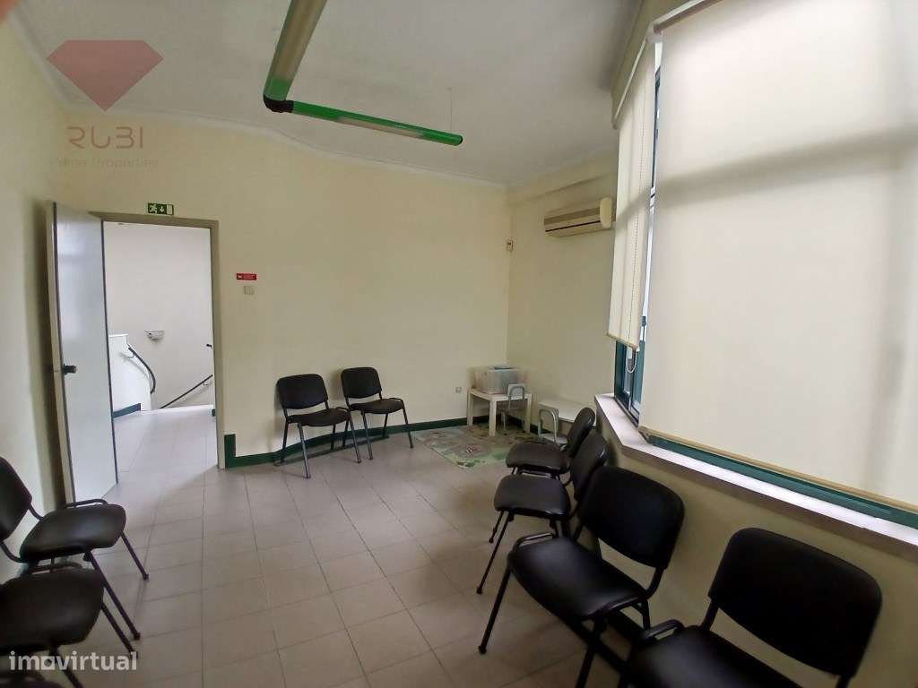 Edifício Comercial no Bairro do Salgado-43