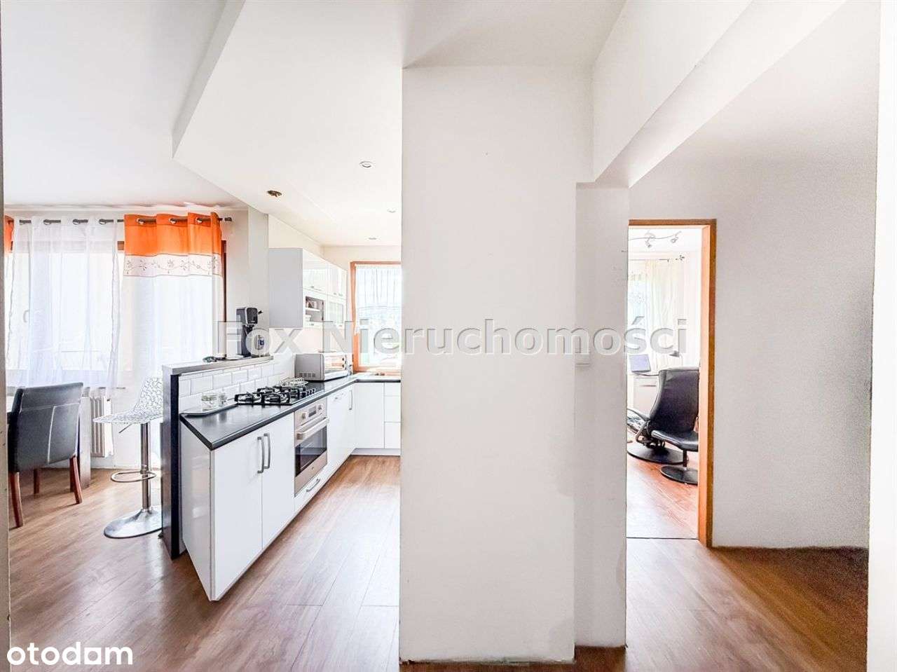 Nowa cena! 3 pokoje z dużym balkonem - niski blok-13