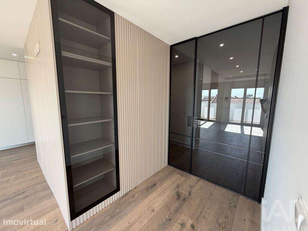 Apartamento T3 em Laranjeiro e Feijó de 159,00 m2 - Grande imagem: 4/29