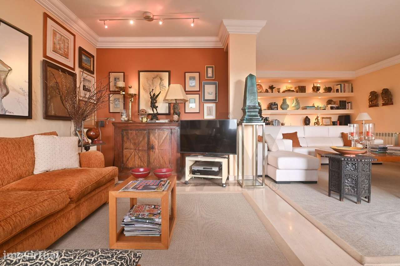 T4 TRANSFORMADO EM T2 | GARAGEM BOX VISTA MAR | COSTA DA GUIA - Grande imagem: 4/27