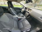 Volvo V40 ver-d2-linje-you- - 25