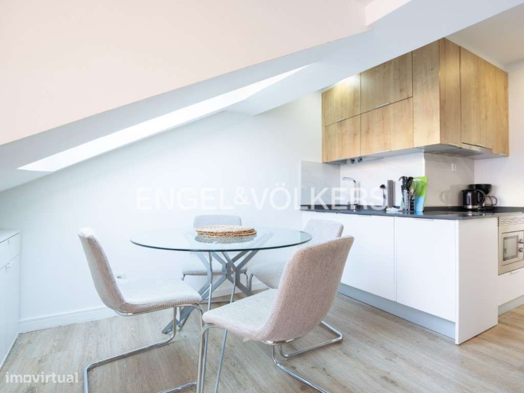 T2 renovado com vista para o castelo São Jorge - Grande imagem: 4/26