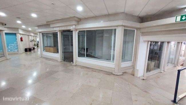 Loja - Areeiro, Lisboa - Grande imagem: 2/14