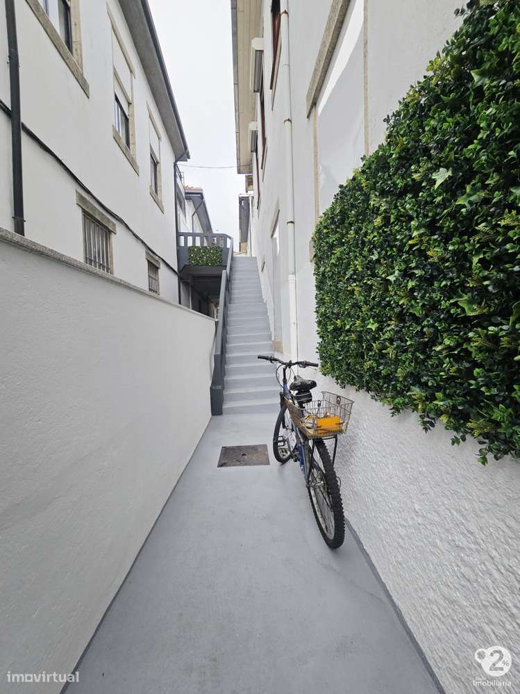 Moradia T0 Duplex totalmente remodelada no Bonfim-16