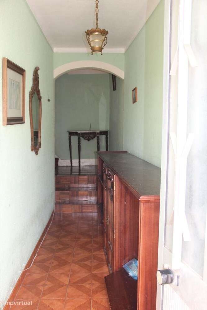 Moradia geminada em Malhou, Louriceira e Espinheiro de 178,36 m2 - Grande imagem: 2/18