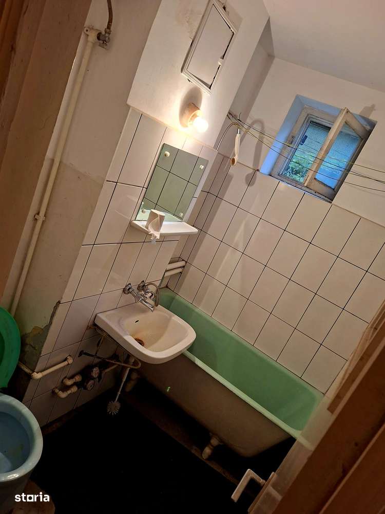 2 camere Teilor , Decomandat / LIBER / NEGOCIABIL ! - Imagine principală: 4/8