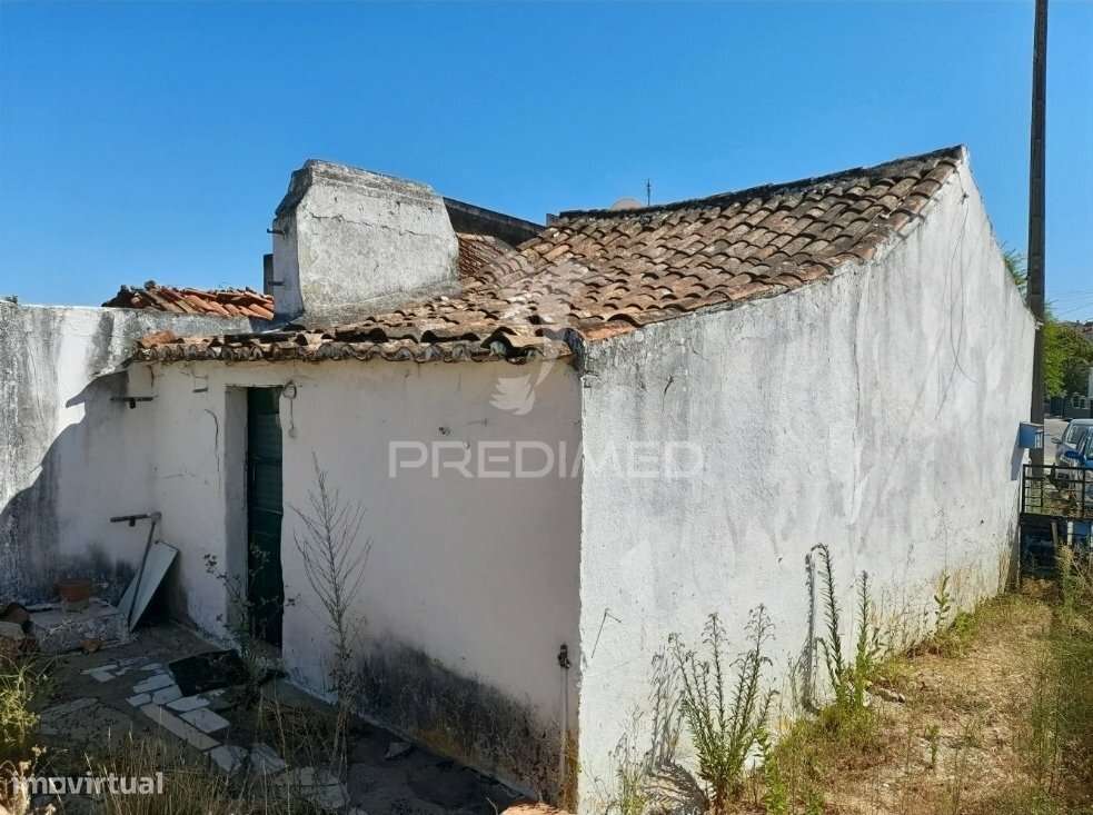 Lote Urbano para construção de Moradia Térrea - Grande imagem: 2/20