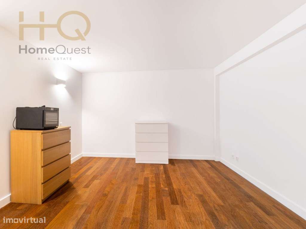 Moradia T4+2 Bairro da Martinha-26