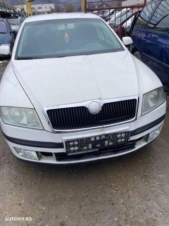 Dezmembrez Skoda Octavia 2 1.9 TDI BKC 105CP - 5