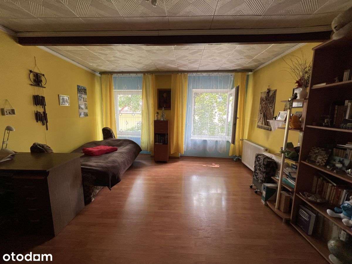 Dom w centrum Żywca z powierzchniami sklepowymi-8