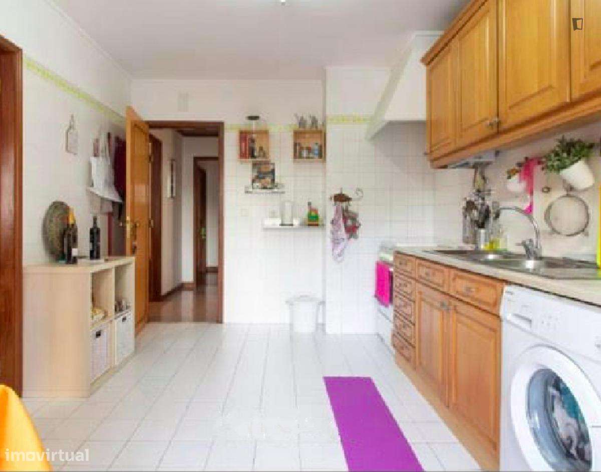 Quarto - localizado em Carcavelos Lisbon - Grande imagem: 2/15