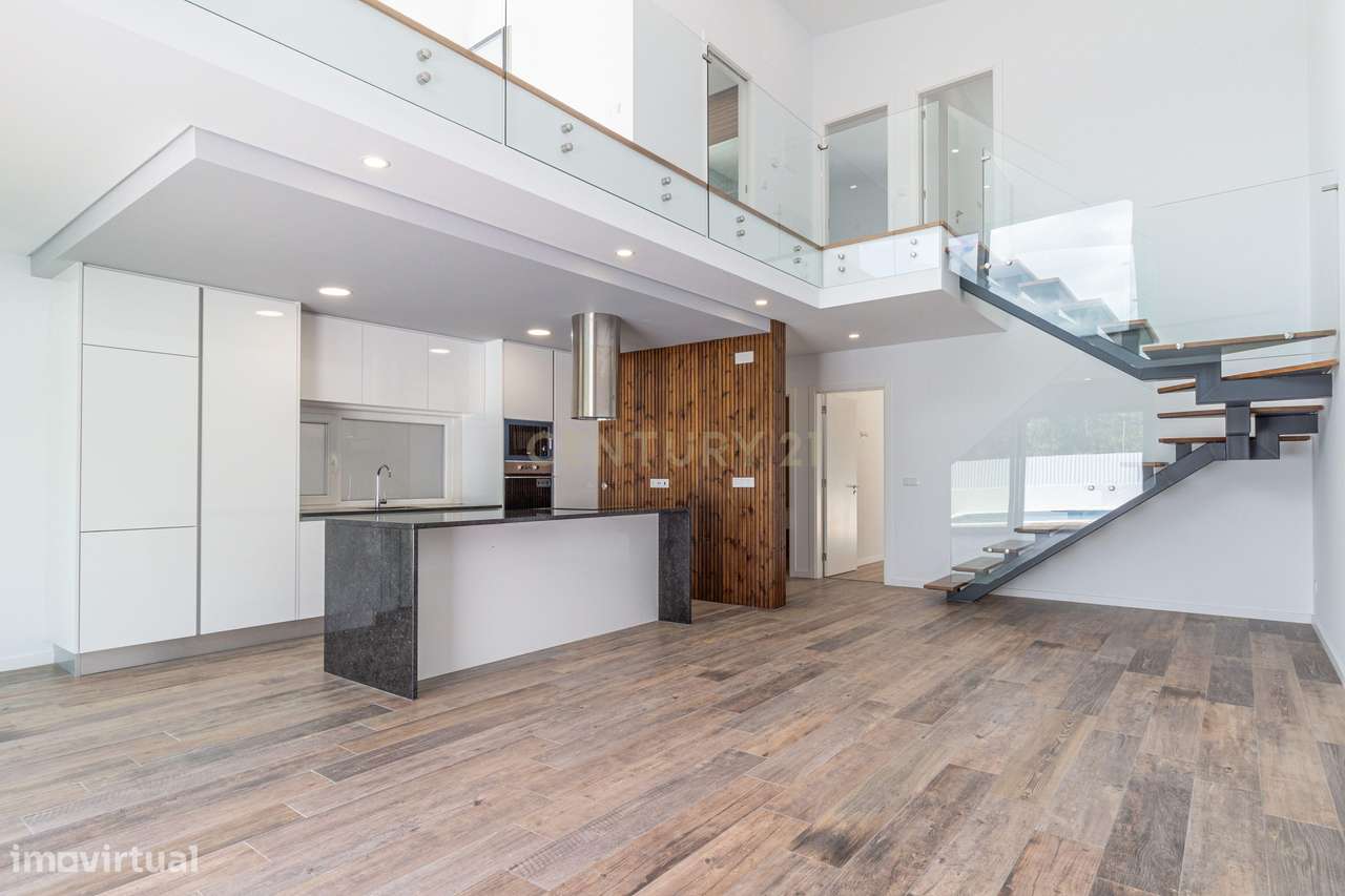 Moradia T3 com Piscina - Garagem – Lagoa de Albufeira, Sesimbra - Grande imagem: 3/33