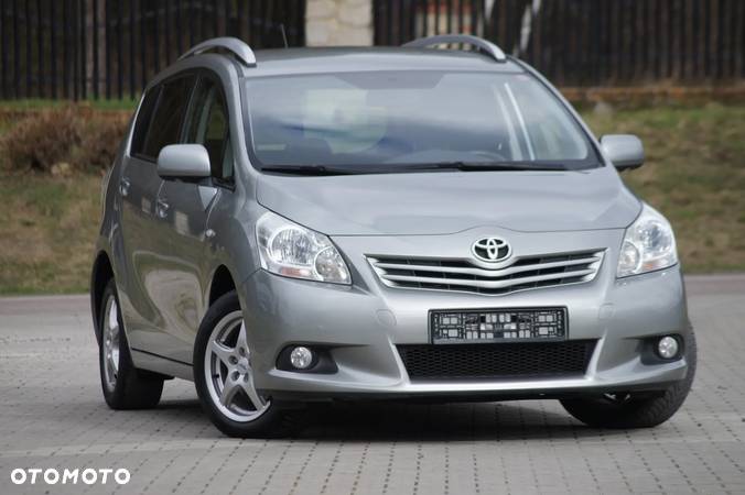 Toyota Verso 2.0 D-4D Executive - 3