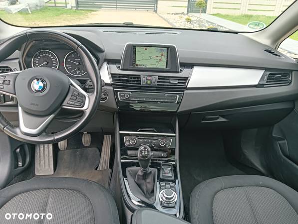 BMW Seria 2 218d Active Tourer Luxury Line - 13