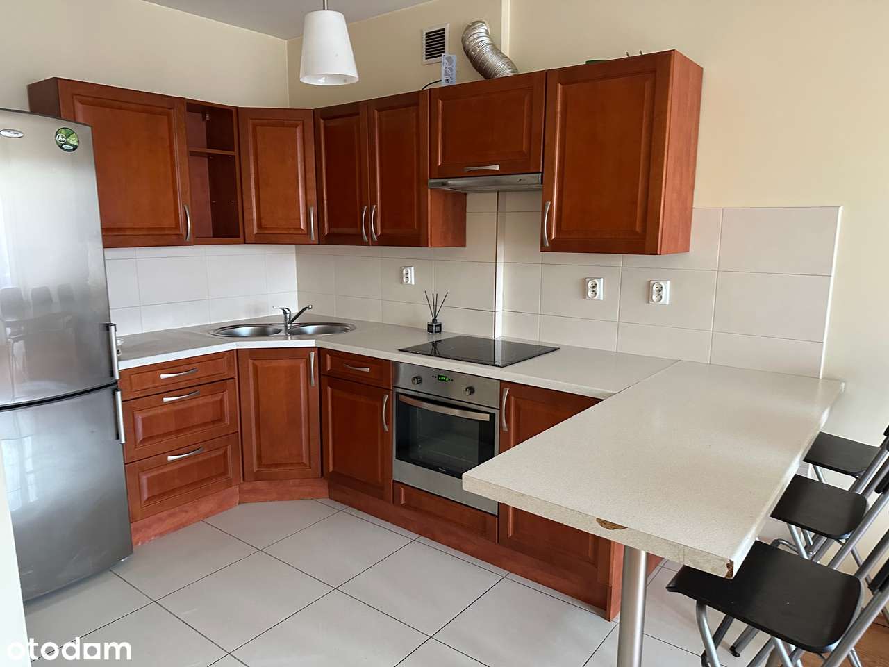 Sprzedam mieszkanie 3 pok. + miejsce parking. Wrocław ul. Zwycięska-4