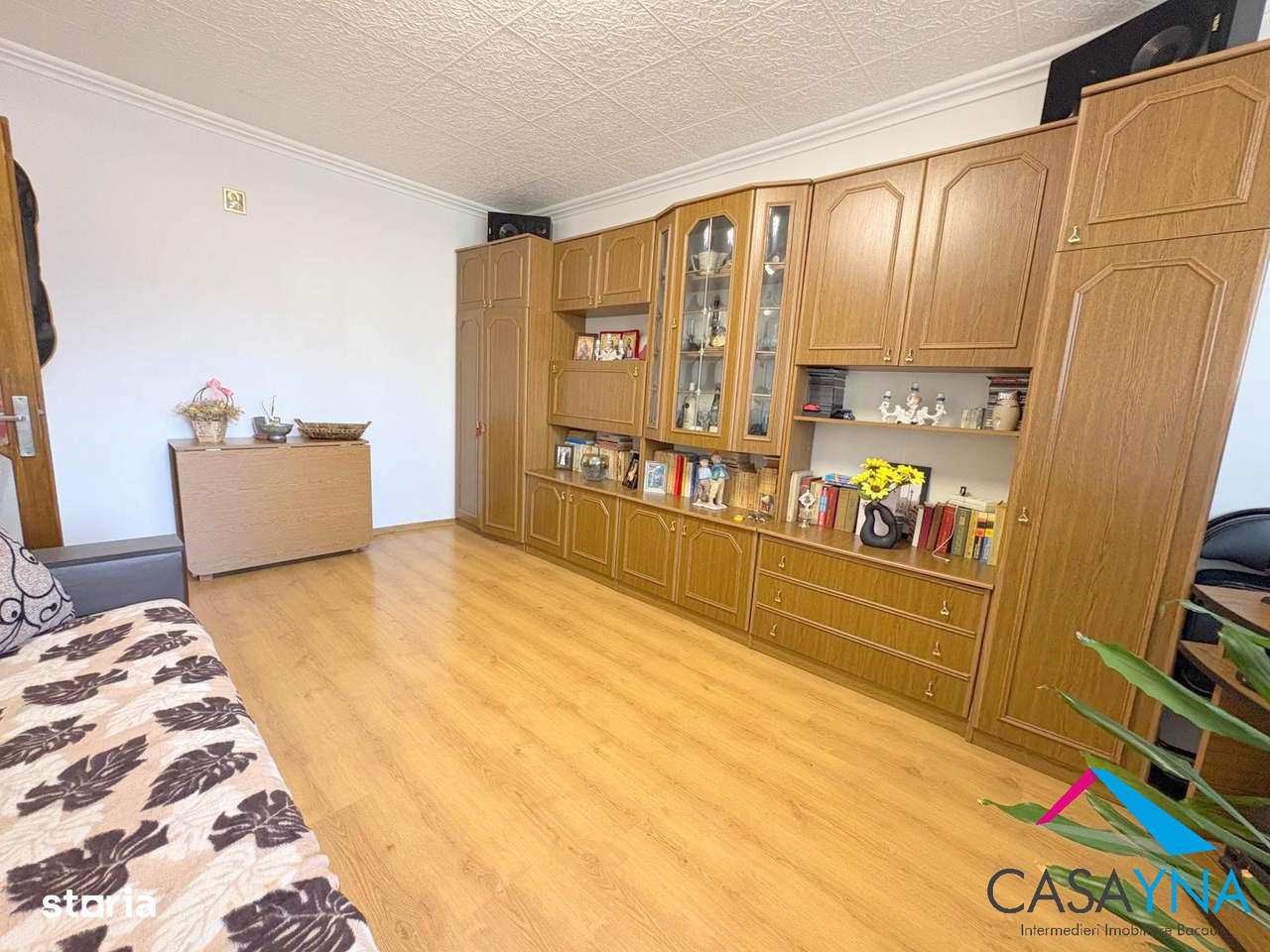 Apartament 3 camere decomandate - 64mp + balcon 8mp - Strada Milcov!-1