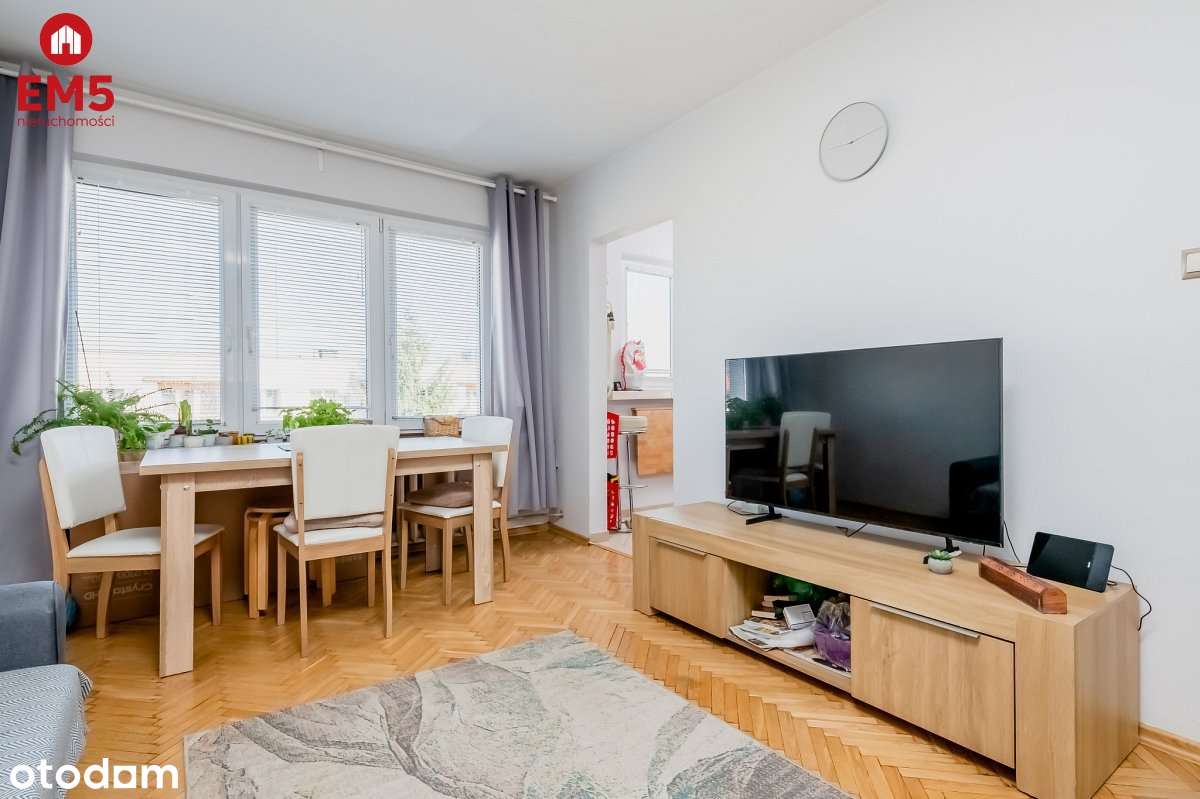 2 pokoje z balkonem, zamknięte osiedle - Pełny obrazek: 1/11