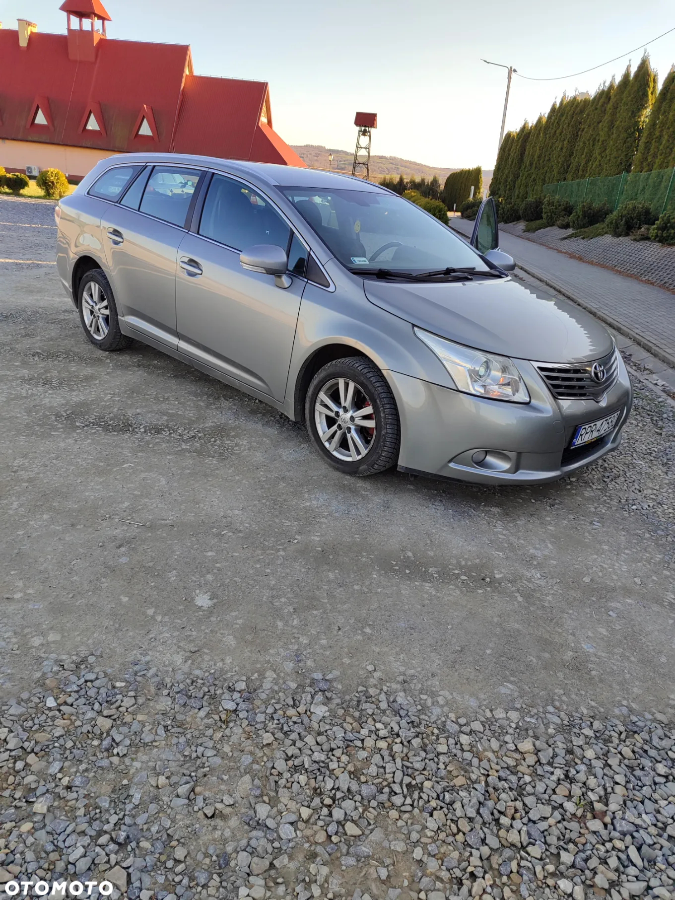 Toyota Avensis 2.0 D-4D Sol+NAVI - 2