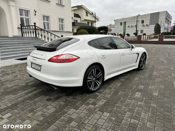 Porsche Panamera - 7