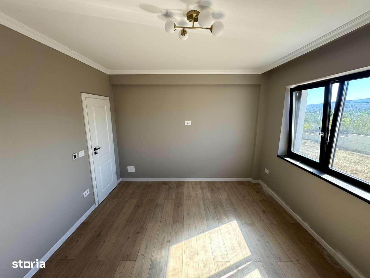 FINALIZATA! PLACA! Incalz in pard! Casa 3 camere, Lunca Cetatuii - Imagine principală: 5/7