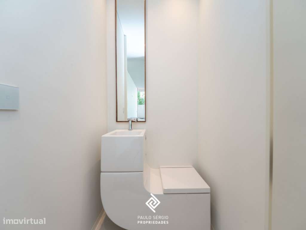 Moradia de Luxo T4 na Quinta Marques Gomes-10