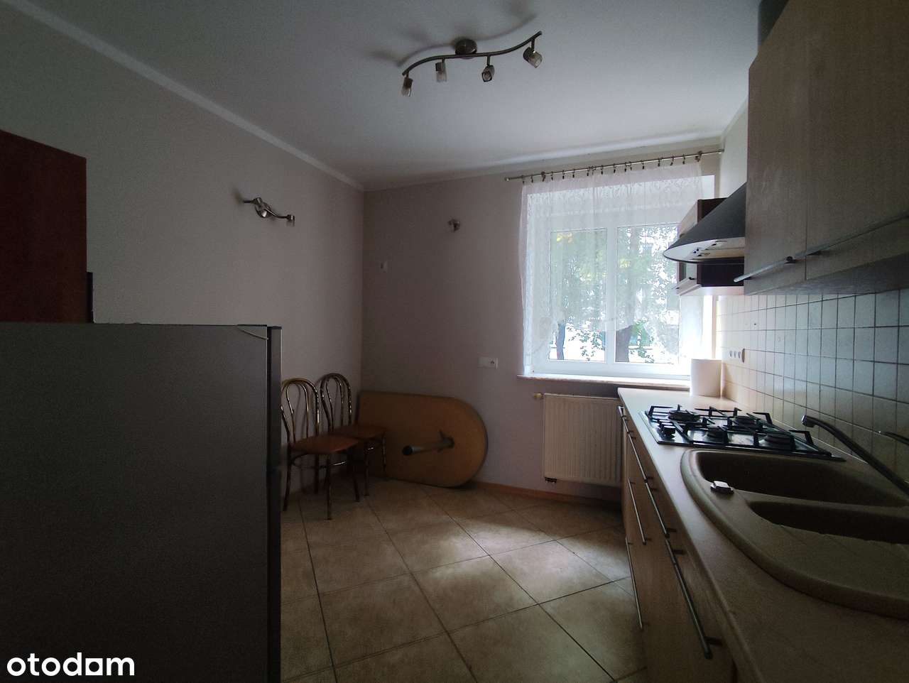 2 pokoje, wysoki parter, ogrzewanie gazowe, blisko parku Kachla BYTOM-4