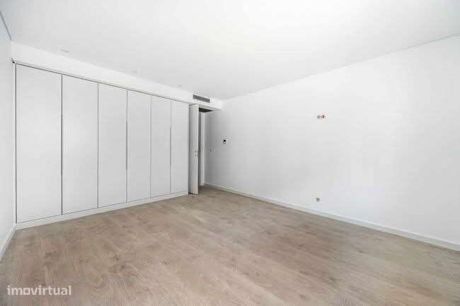 T3 - Novo - Azurém - R/Chão-5