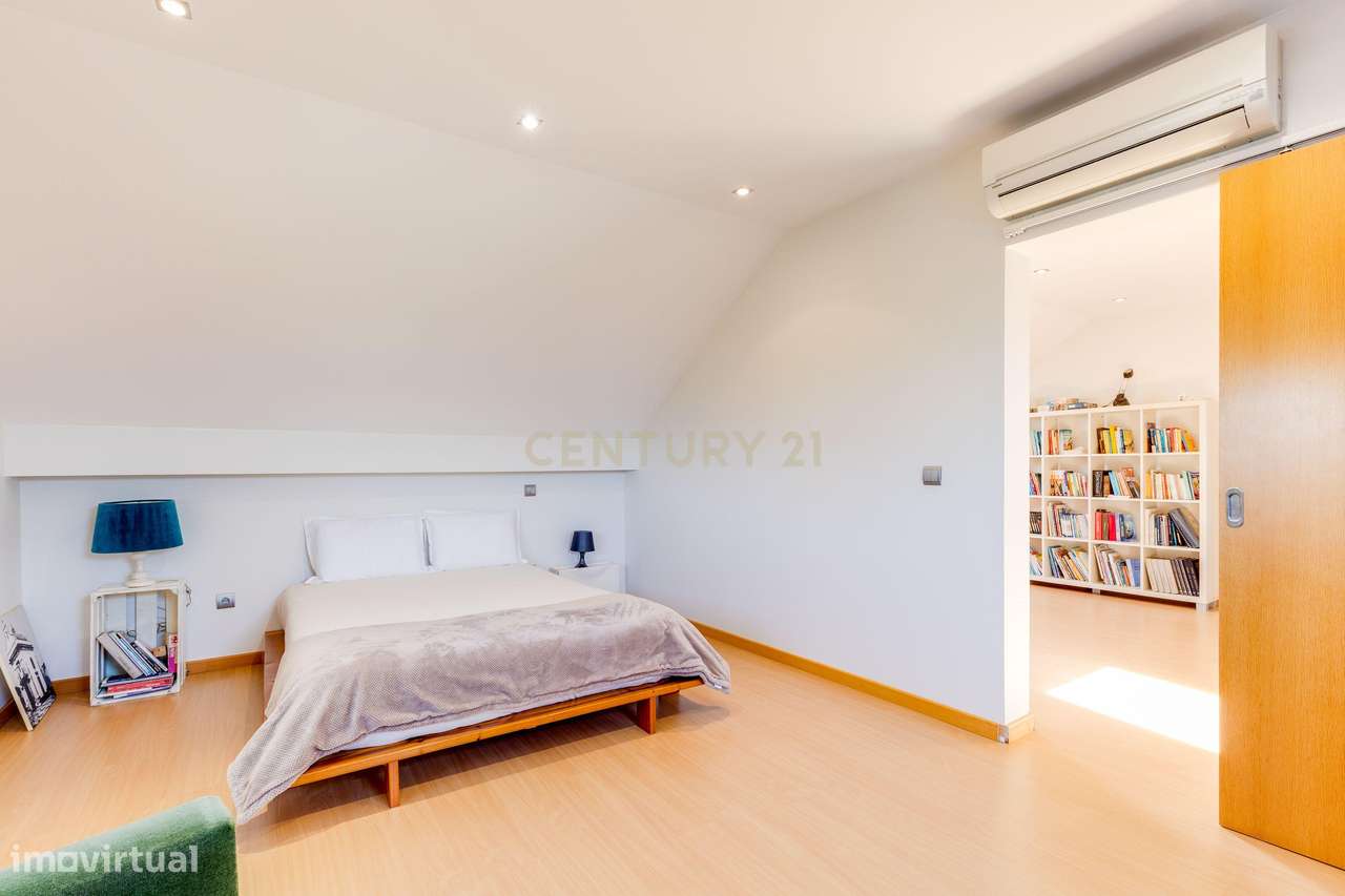 Luxuosa Moradia T 5 com Vista Panorâmica em São Simão de Litém, Pombal-32