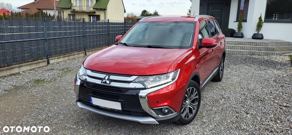 Mitsubishi Outlander 2.0 Intense + 4WD CVT - 5